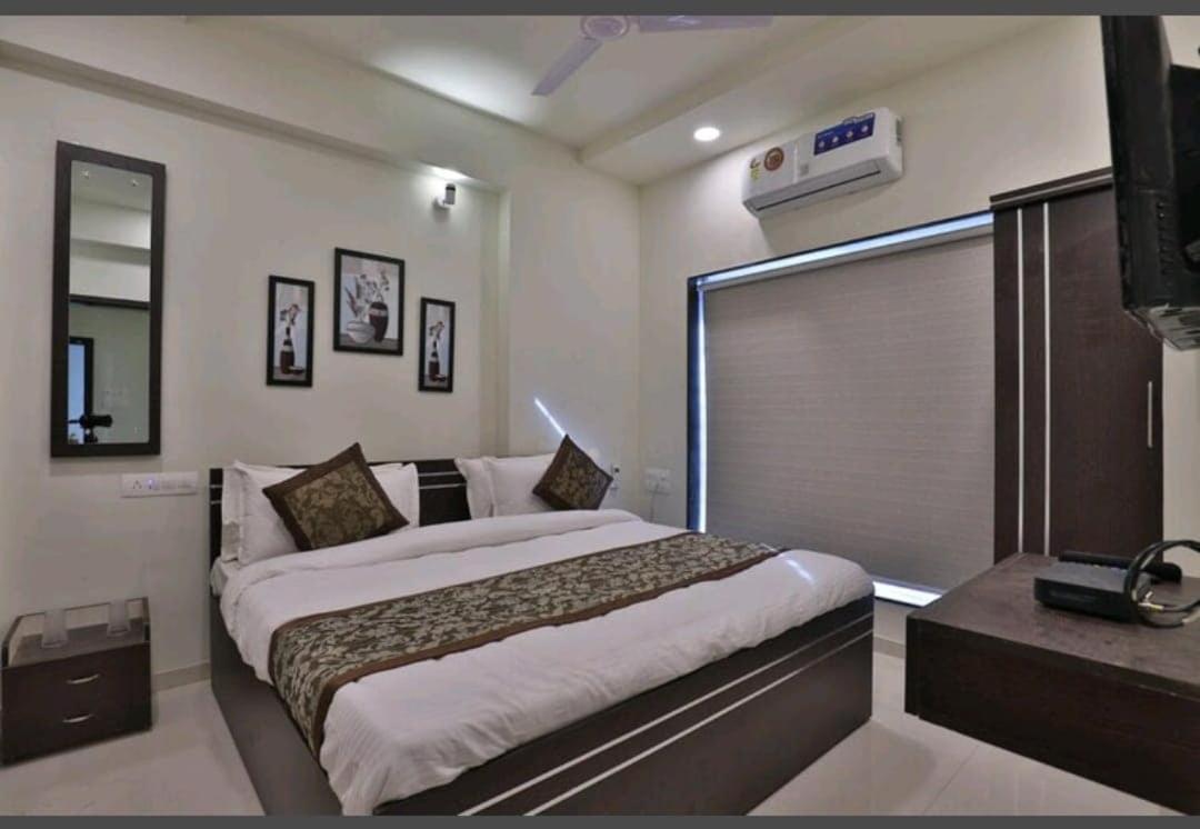 Hālol Oyo 80228 Hotel Richa מראה חיצוני תמונה